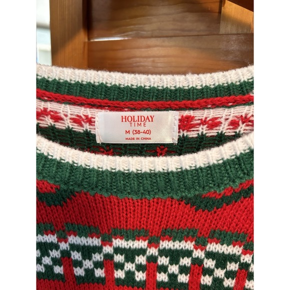 Christmas Ugly Sweater, Gnome Xmas, Pullover Women's Size Medium - Picture 3 of 5